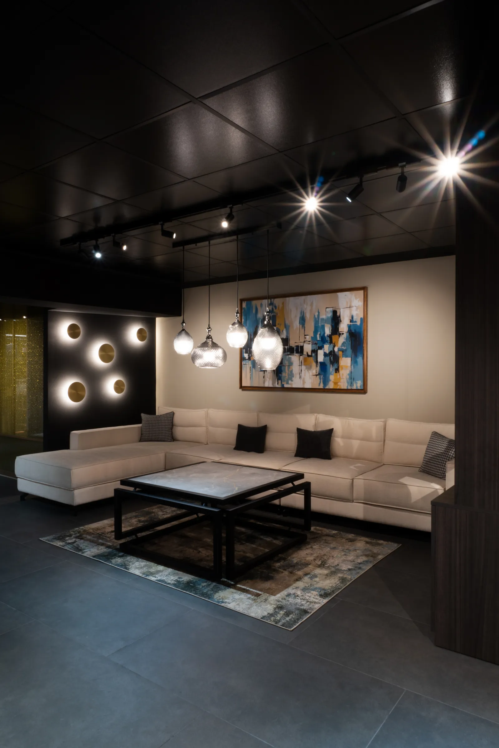 Aménagement intérieur Salon Canapé Blanc — Osmosis Home Tanger