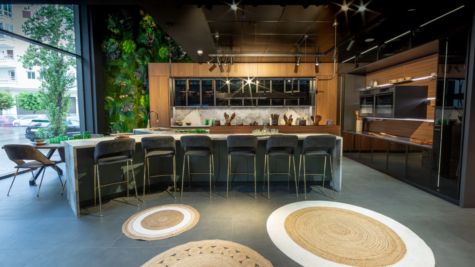 Cuisine équipée Bardage Noyer sur mesure — Osmosis Home Tanger